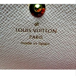 Louis vuitton Sarah wallet flap monogram fall for you.
